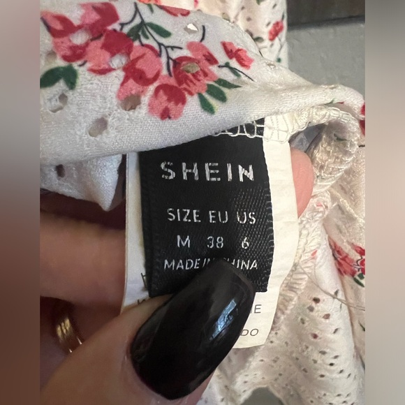 SHEIN Flower Tank Top - Picture 5 of 5